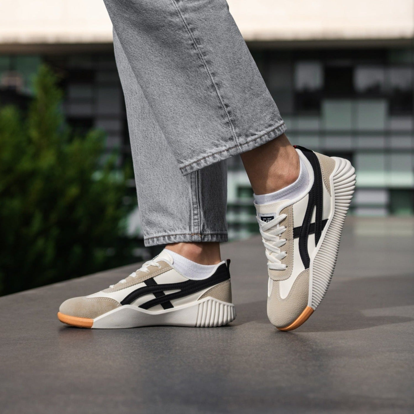 VEYRON- Vintage Sneakers™